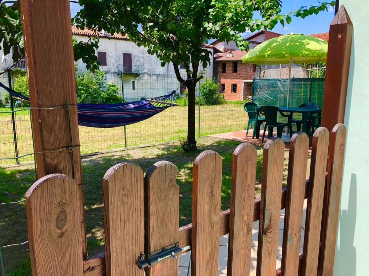 L'Angolo Di Leo Borgofranco d'Ivrea エクステリア 写真